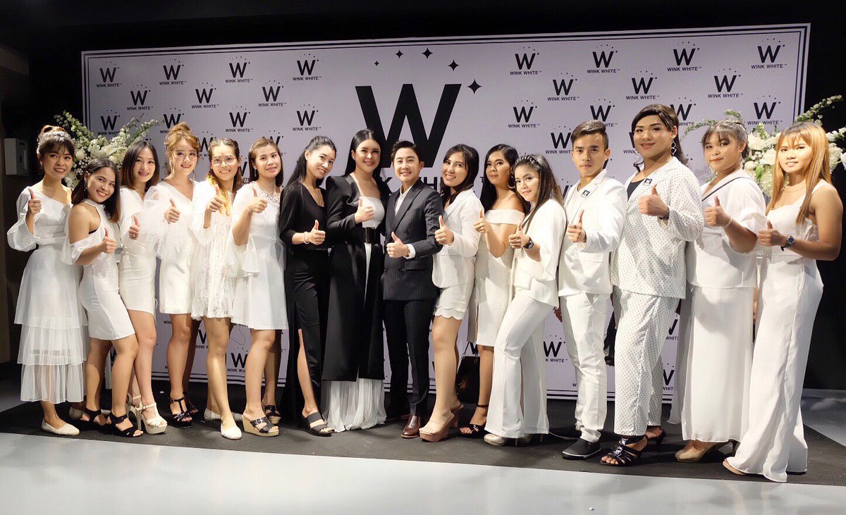 KVNmxi3v3swBx5g's tweet photo. #โปรเจคโป๊บเบลล่า

ใครมีของอยู่ในมือ คือปลดหนี้ได้ไม่ยาก

#winkwhite 
#winkwhitebella 
#VIP0 #VIP0-02 #ทีมยะหยา 
#ทีมองค์หญิง #ทีมเจ้ก้อยรวยสวยปัง
#โป๊ปธนวรรธน์ #พี่โป๊ปห้างแตก #เบลล่าราณี #popezaap #bellacampen #ปั้นจั่น #punjanprama #บุพเพสันนิวาส #buppesannivas #แม่การะเกด https://t.co/uTylE6VSfq