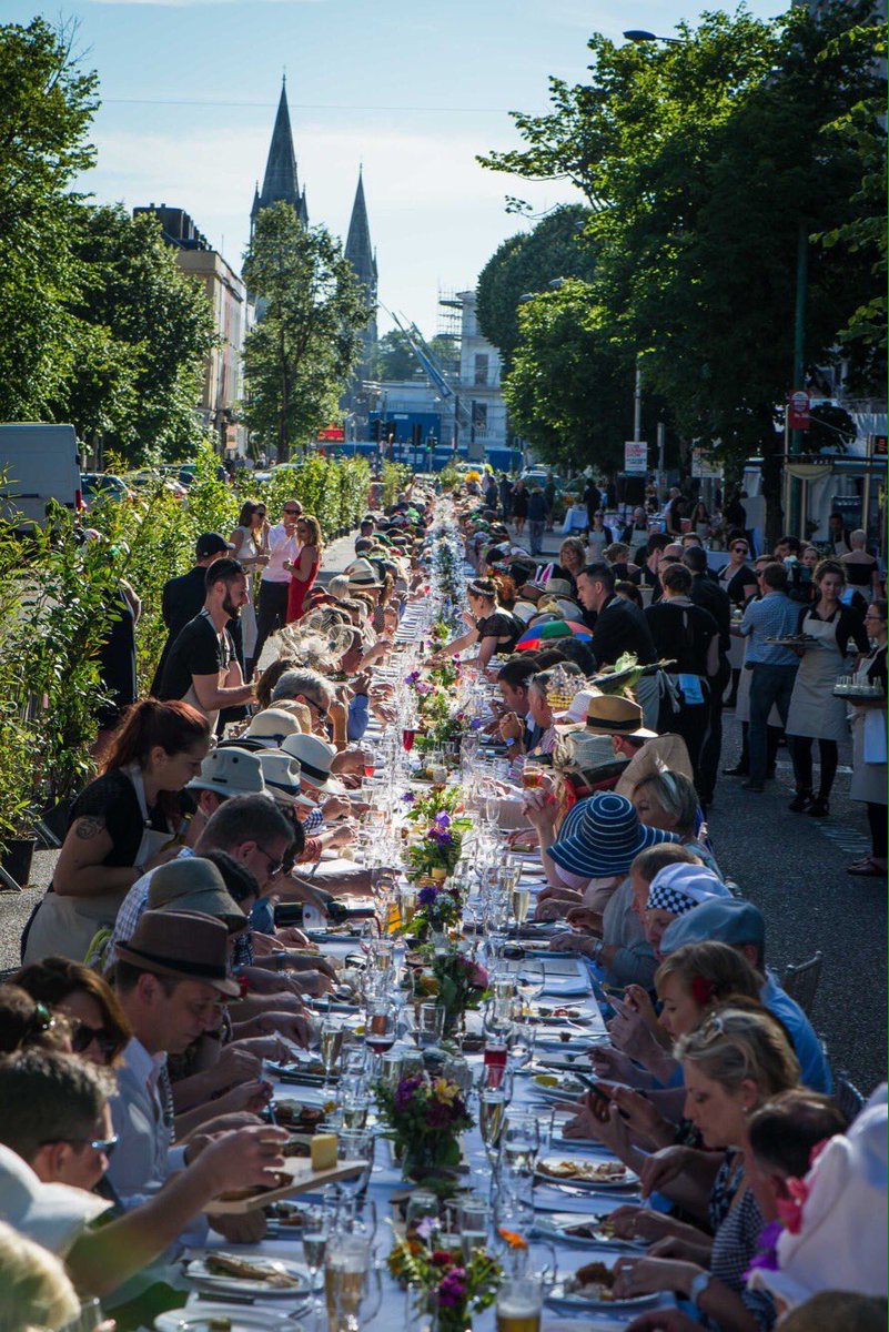 RTENationwide's tweet image. Promoting the best of Irish food produced in County Cork. Watch @CorksLongTable &amp;amp; the @fab_food_trails with @CorkMidsummer on @RTENationwide this evening Monday on @RTEOne  Pls. RT