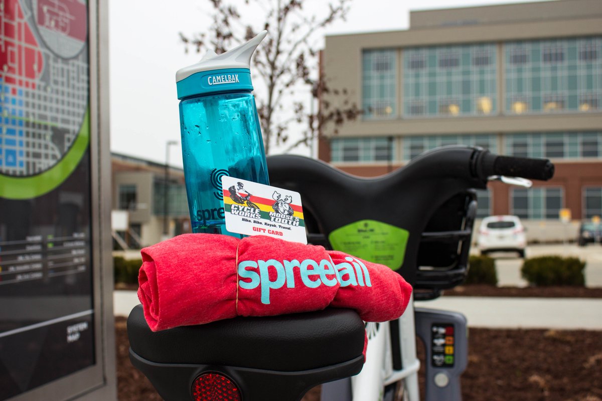 wearespreetail's tweet photo. To celebrate the launch of #BikeLNK, we're giving out the goods you need to fuel a yearlong biking binge. Check us out on Instagram to win: https://t.co/1XWmUmdABE https://t.co/zm866sdjZC