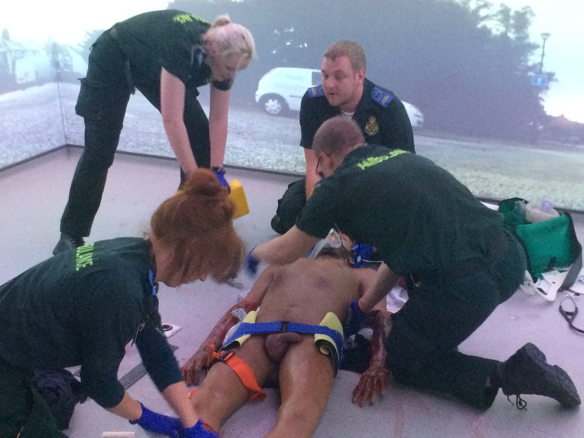 meducation_NE's tweet image. The closer to life like the scenarios, equipment and patients/manikins the greater to concept of #stressinoculation we can subject the students to @TraumaFXUK @MDTGlobal @IsimulateUk