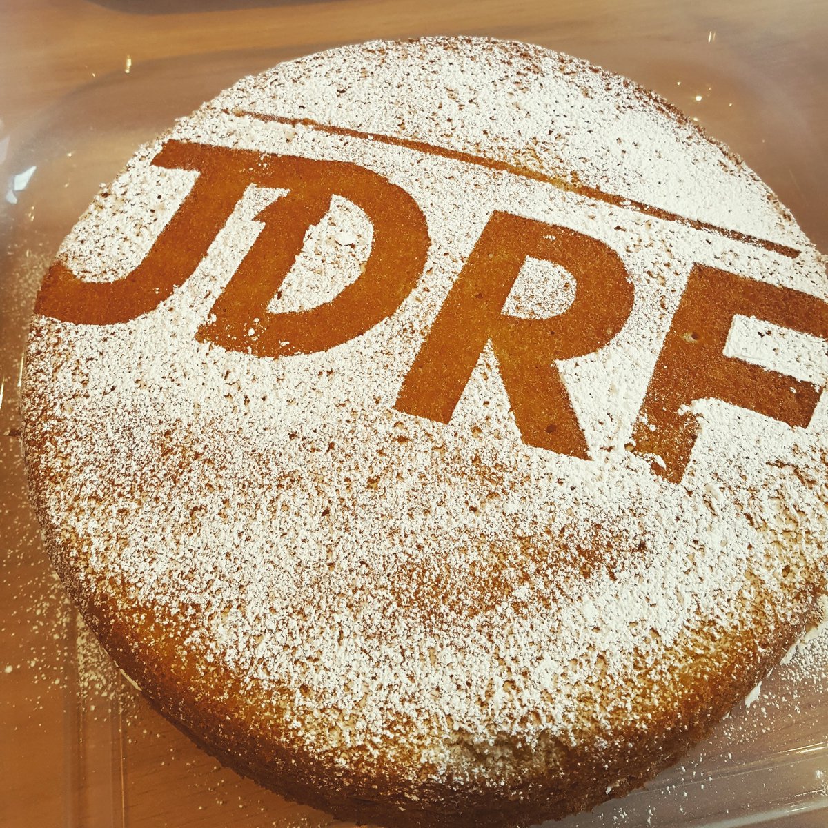 sappo1981's tweet photo. @JDRFUK Spent Easter Monday baking for our JDRF fundraiser cake sale tomorrow. 😁 https://t.co/beDdLS0wS5