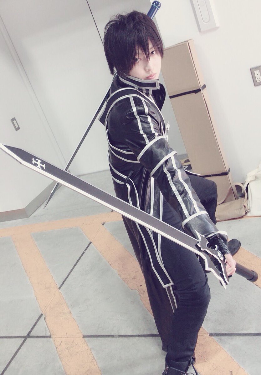 apici_c's tweet photo. 遅くなりましたが、
今年のアニメジャパン1日目のコスプレの写真です。

SAO キリト

#AJ2018 
#コスプレ
#キリト https://t.co/kxg04Teuzb