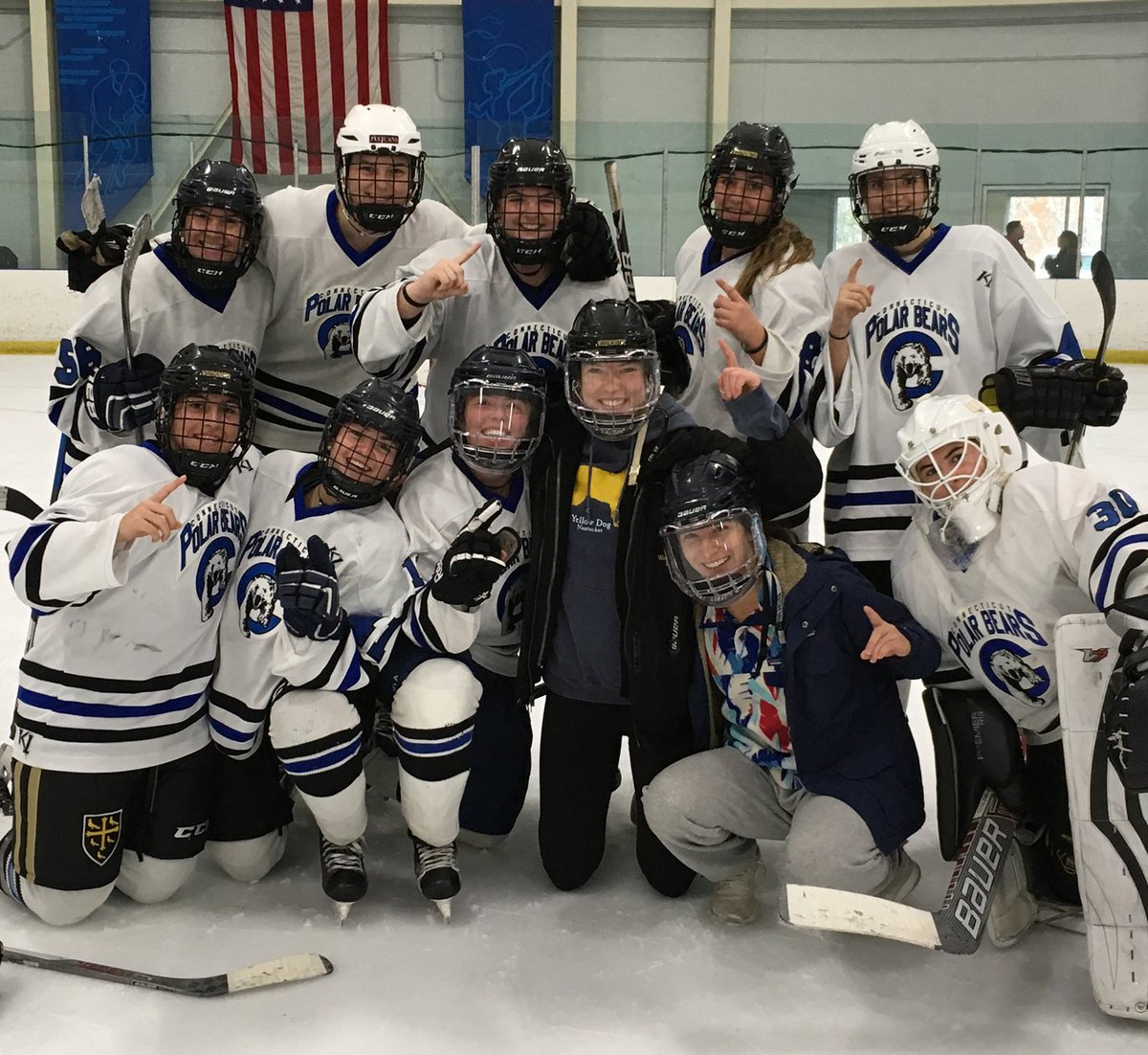 CTPolar's tweet photo. NEW ENGLAND DISTRICT: SHORTHANDED POLAR BEARS WIN 19U
https://t.co/g9IRa9Lx6W
@usahockey #USAHNationals https://t.co/hFn9zBd6Wf
