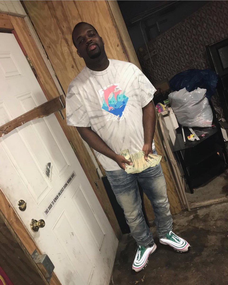 Fooly__'s tweet image. *grabs mic* 🎤 2 days later and you already moving and making progress *drops mic* 😎. #Devyn #3k