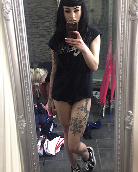 Da other day #shoot #xpp #photoshoot #bts #xppgirl #mirror #mirrorselfie #ink #inked #inkedgirls #inkedup