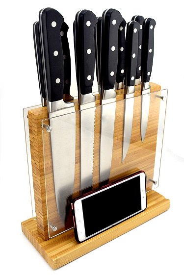 BmbuC's tweet photo. Want a kid safe way to store your knives.  Take a look at Bmbu Block #kidsafe #kitchen.  The knives are displayed on both side of environmentally friendly bamboo and behind a see thru acrylic glass.
https://t.co/lx3S1S5LUQ https://t.co/tUElhMCt7N