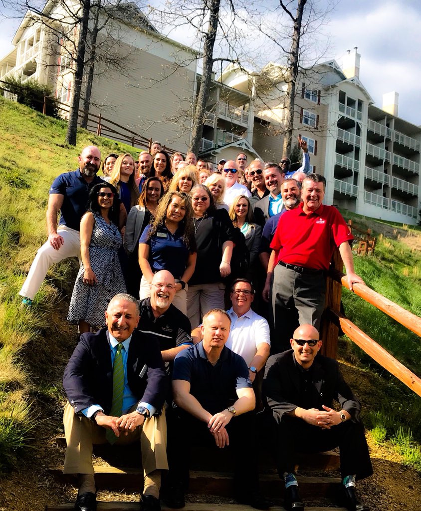 BxGguy2020's tweet photo. Welcome to all our new talented @diamondresorts family members at Sunrise Ridge in Pigeon Forge. Connect with us on LinkedIn or @DiamondCareers to see why our robust intentional Culture drives industry leading levels of S&amp;M performance. Come see why we love our brand &amp; what we do https://t.co/LXbawl72iD
