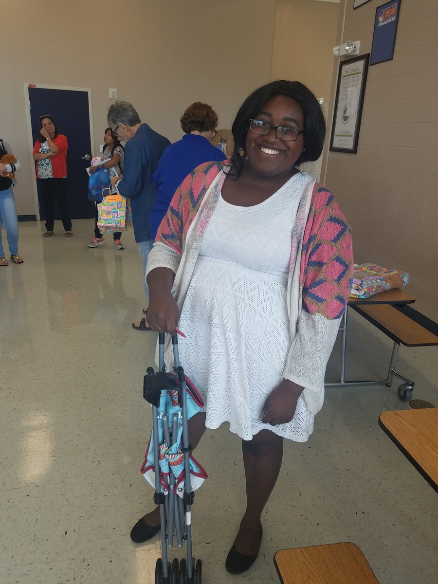 LAMPSchool's tweet photo. On Thursday, Kiwanis came to LAMP for their annual Vendor Fair, where the girls learned about and received useful resources for child safety and care. They all also received free books, clothes, and a stuffed animal for their children. Great prizes were also raffled! https://t.co/Leajxq7sTO