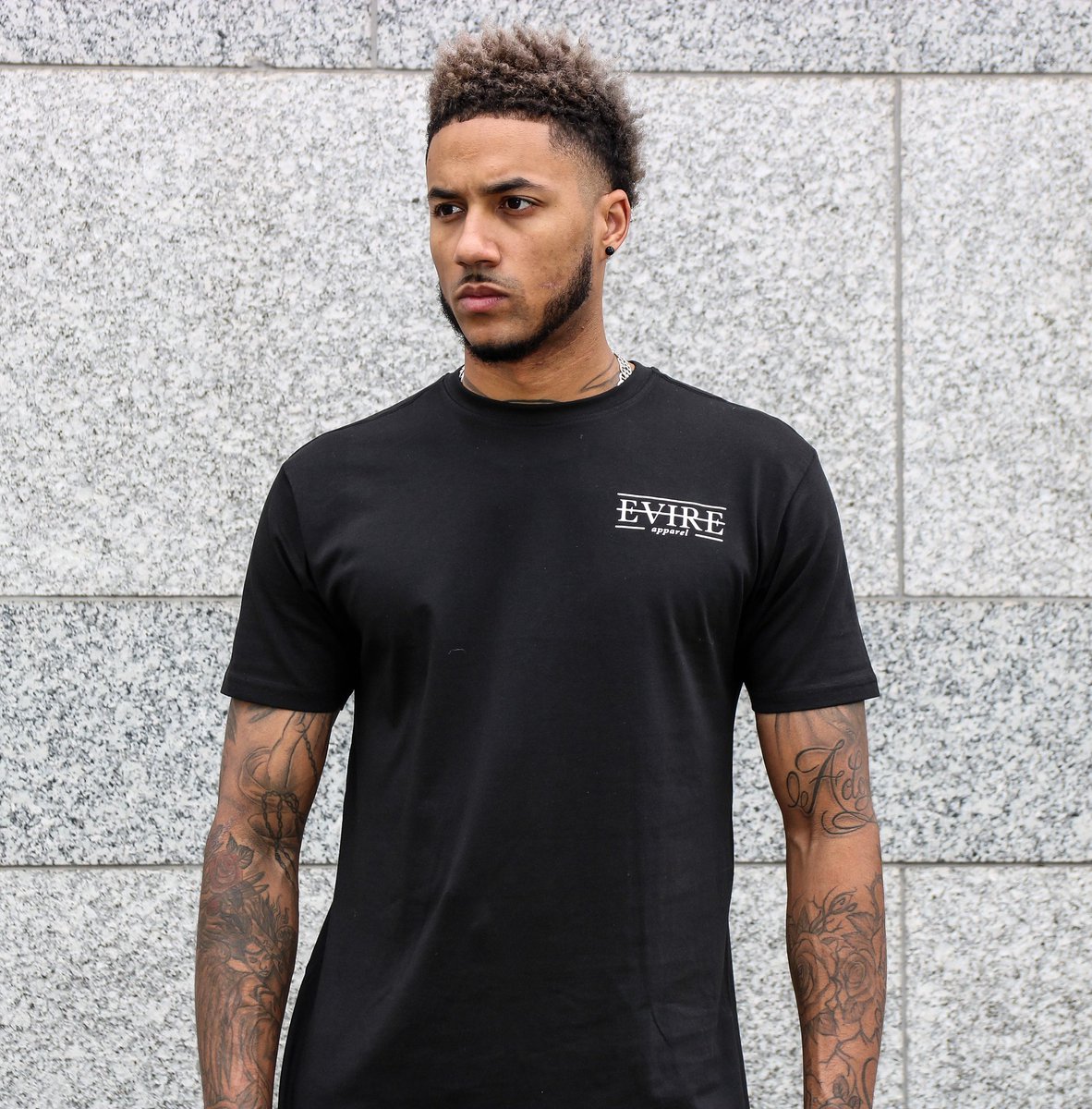 💥 Bank Holiday Style 💥
———————————————
The perfect tee for any occasion! ✔️———————————————
Grab this for just £10 at:
evireapparel.com

#EvireApparel #SALE
