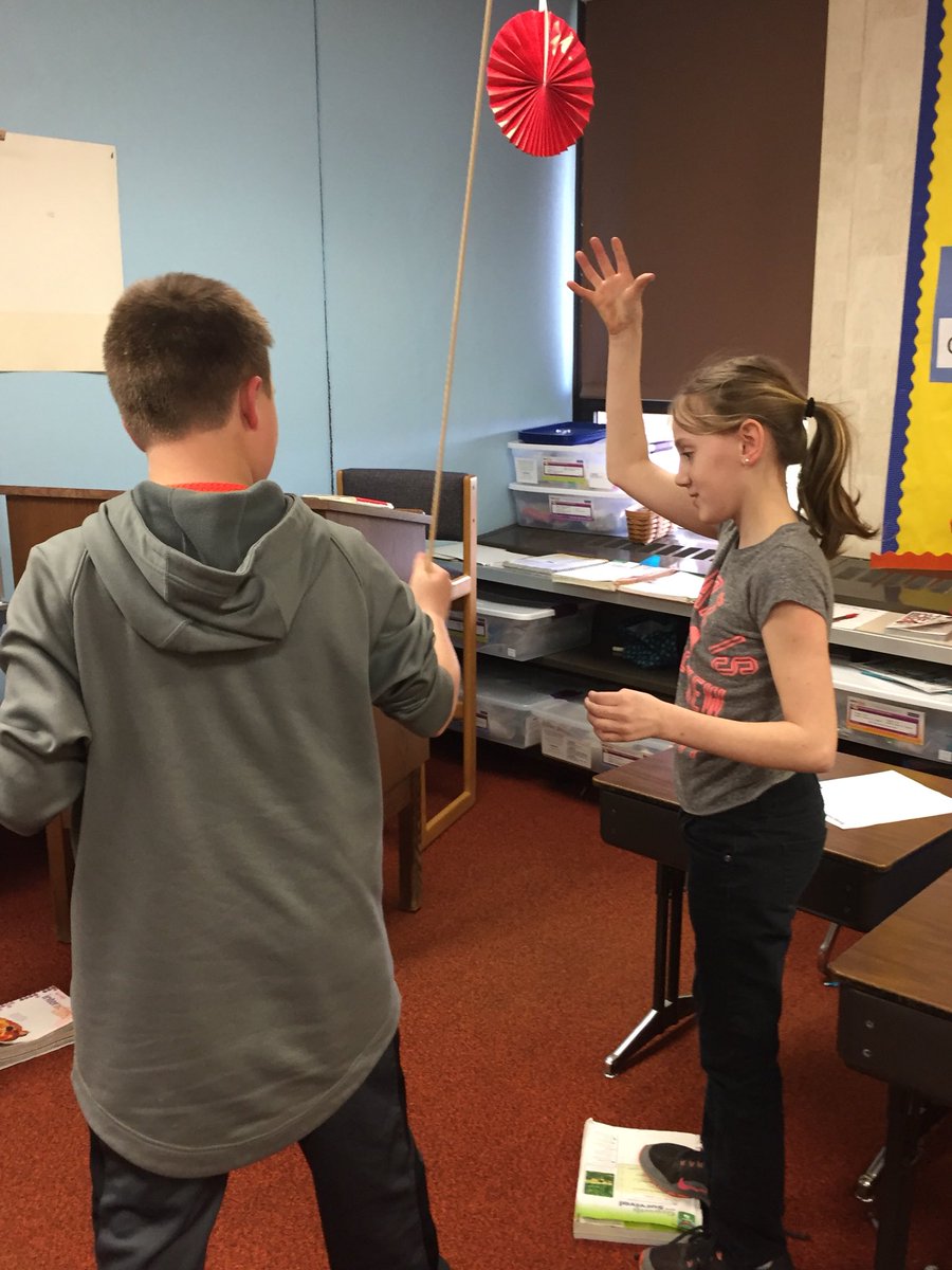 MrsPrice4thCC's tweet photo. Practicing reaction time with meter sticks. @CPElem #splintercity #slowreactions https://t.co/k0SOp0RrFj