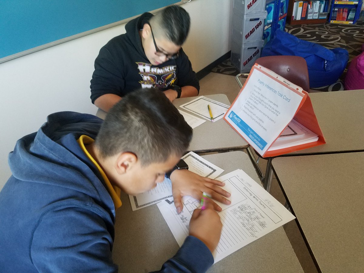 PFLores_CI's tweet image. Dynamic representation of station teaching at Hambric!  ALL students were engaged. Kudos to @mgasca_jhs and Ms. Talavera on incredible co-planning! #TeamSISD #CoTeachingThatWorks @Hambric_Pk8