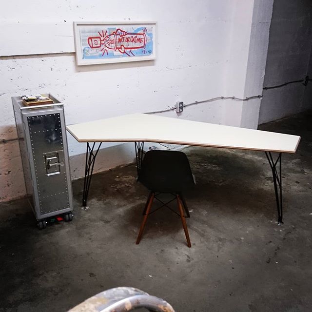 #kidneytable #bordbar #workspace #interiordesign #industrial #design ift.tt/2EdSg5K