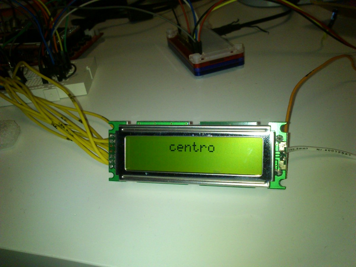 faradiofaradio's tweet image. Y ahora el resto de la historia... utilizar un LCD mediante el bus I2C en #RaspberryPi con #PI4J y PCF8574. Nueva entrada en mi blog: faradiofaradio.blogspot.com.es/2018/04/utiliz…