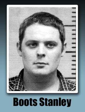 CyntWhite's tweet image. . @LouisianaGov. It is not ok to torture and kill animals or pose w dead animals like this  We want justice for #Justice the dog and all the poor horses who are sick, lame, abused, &amp;amp; dead at Bastrop #killpen. Bastrop Ship pen.