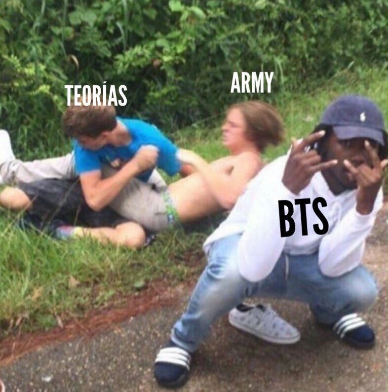 ArgenBts's tweet image. #BTSGlitchParty 

Todxs con sus teorías y una acá haciendo memes :v
