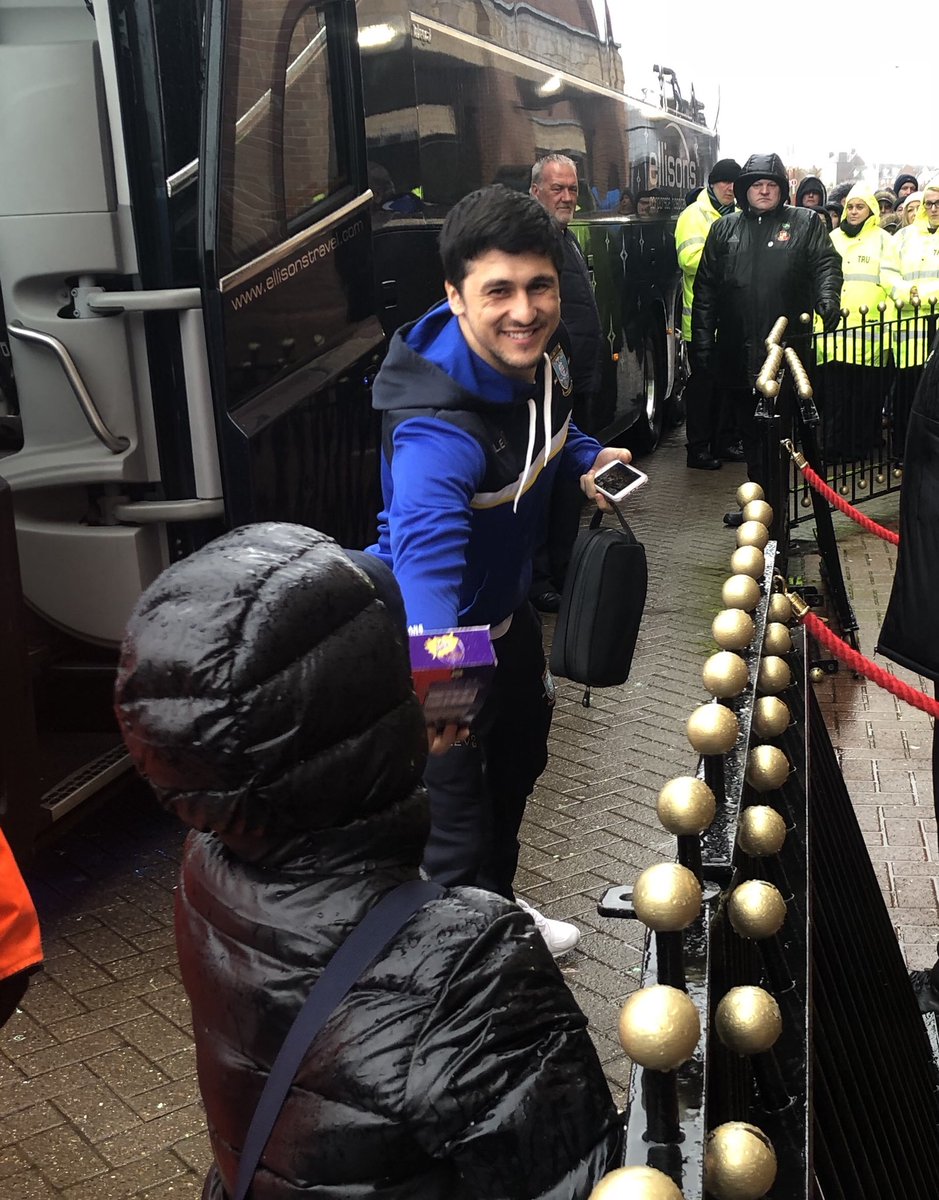 Nic_Greg's tweet photo. Had a great time in Sunderland and to top it off my boys got to give their hero’s a Easter egg ! @Forestieri45 @swfc https://t.co/TWveHQre0A