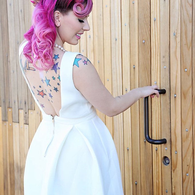 Watch Annalee Belle's leaked NSFW photo on TwXstars