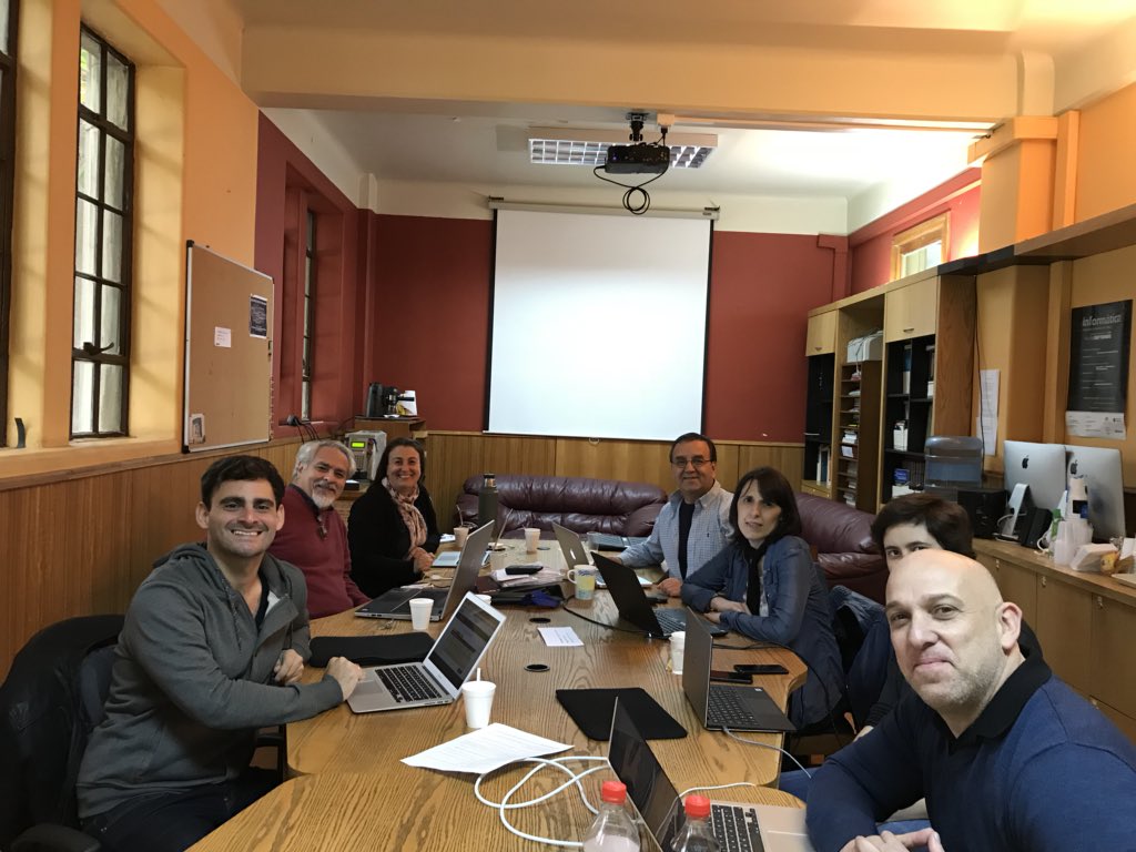 FBenaben's tweet image. First day of meeting on #ModelDrivenEngineering, #ServiceOrientedArchitecture, #ComplexEventProcessing, and #BusinessProcessManagement. #STICAmSud with @a_montarnal at Universidad tecnica Federico Santa Maria de Valparaiso, #Chile @IMTMinesAlbi