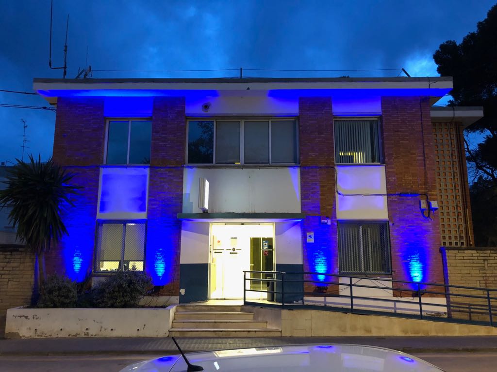 PLVNG's tweet image. Som #blaus per tot@s ells!!!  #DiaMundialAutismo #gollumsblaves.
#transtornsinvisiblesquefaremvisibles 
#jousveig
@FedCatAutisme 
@CaeEspana 
@AutismEurope 
@AutismeCat 
#8760H #policiadereferència