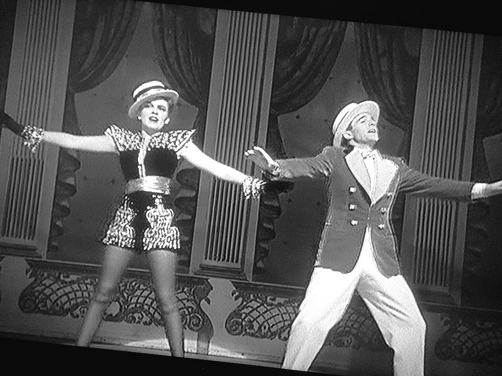 judygarlandpro's tweet photo. #CydCharisse introduces #GeneKellys segment of That's Entertainment III #MGMusicals https://t.co/xfrzoWvkju