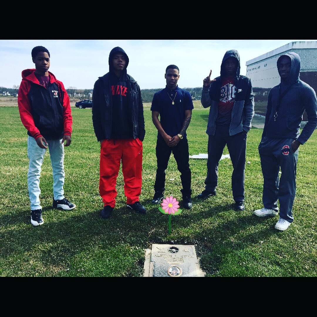 Laflare_1's tweet photo. L’s up 💯#Riplexus 💕 https://t.co/zbHFgJ2GlZ