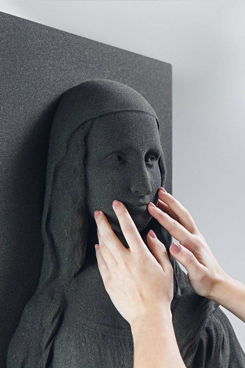fubiz's tweet photo. 3D Printed Classical Paintings for Blind People https://t.co/Dlt6bLuHtD https://t.co/Cyfotr9OVS