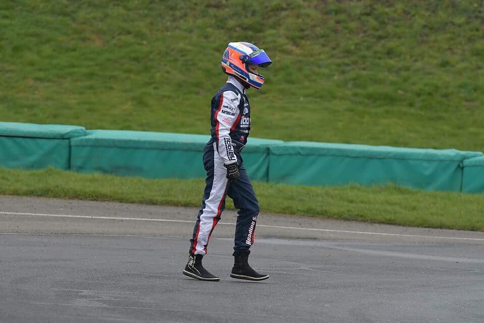 Sam_57_heading's tweet photo. Thanks to @Kartpix for the great photos as always. Ready now for @superoneseries @kartpfi #tooleymotorsport #gricepower https://t.co/0FmV9pxGeW