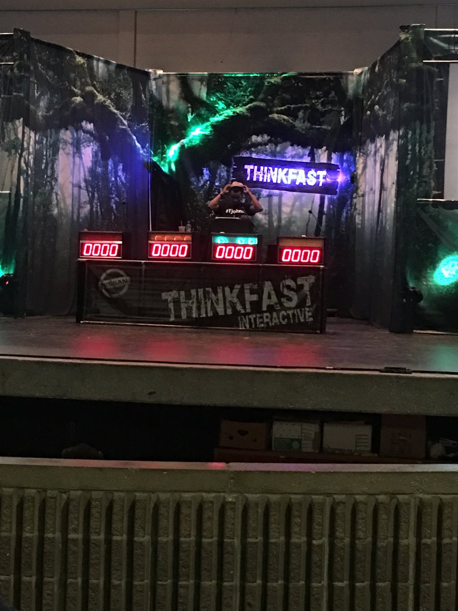 DrBrittonHart's tweet photo. Thinkfast Interactive Gameshow presented by @KDOTHQ to educate students about safe driving! Always wear your seatbelt! #TFAwareness #RedThumb https://t.co/PpS3FeEN22