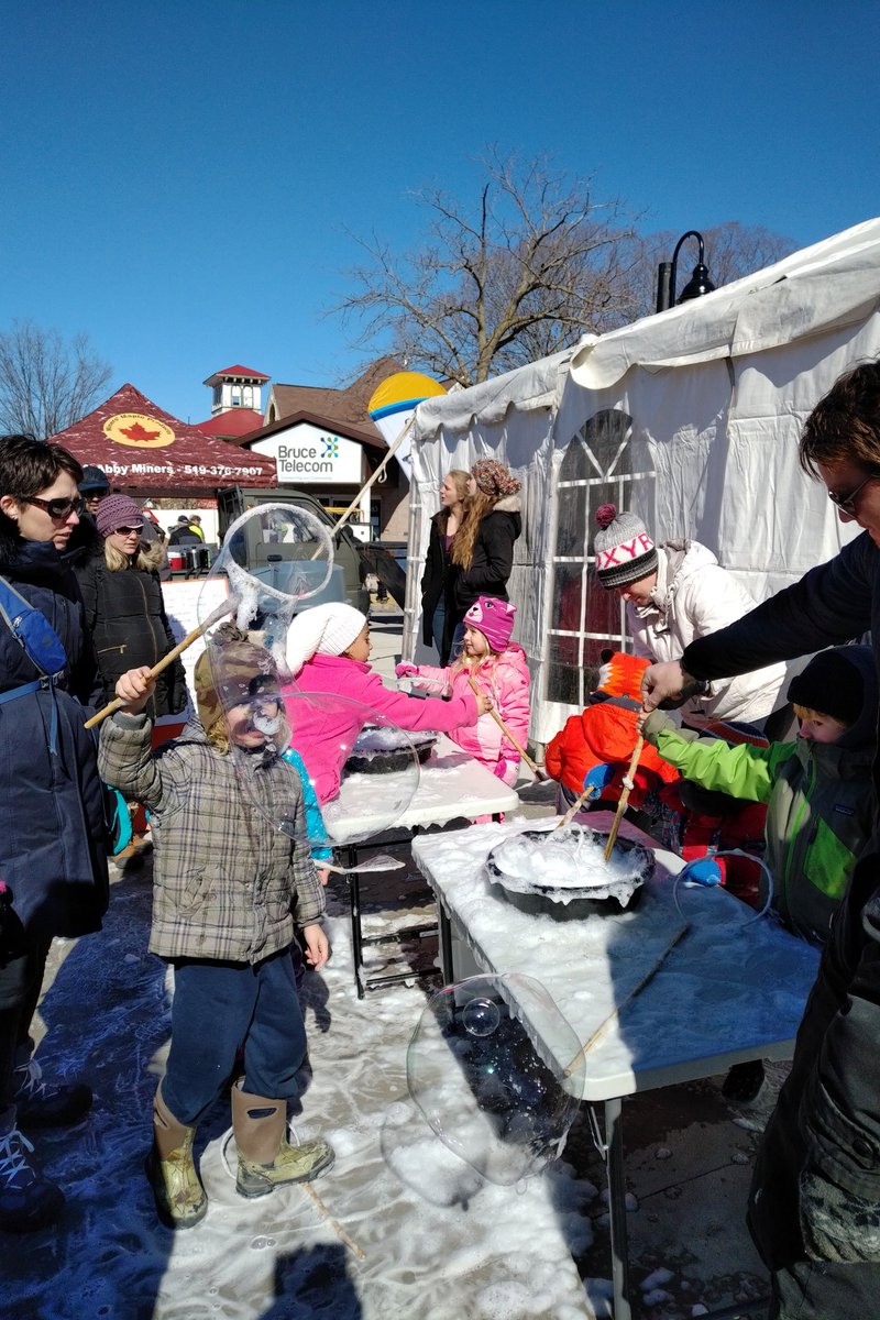 LisaThompsonPC's tweet image. Congrats @Saugeen_Shores on your #MapleFest last week! We non-stop offered up delicious, local maple syrup on tasty, hot off the grill pancakes Everyone also raved about #BeefWay 's sausages! 

And yes, I proudly wore my 35th Anniv #ChantryChinookClassic 2018 hat - can't wait!!