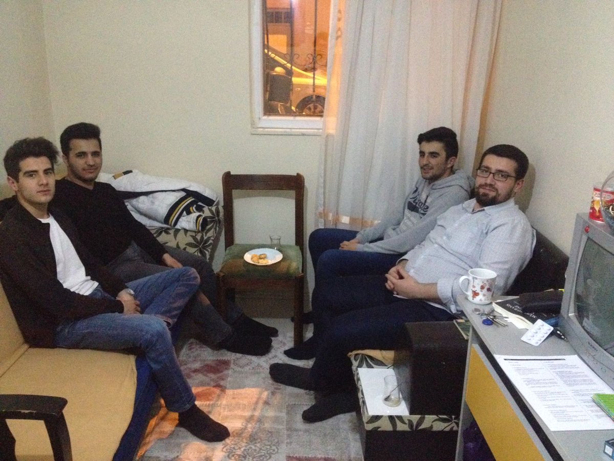 Siyeri Nebi 3. sü Fatih Kurt kardeşimizi ziyaret ettik.
Rabbimiz başarılarının devamını nasip eylesin.