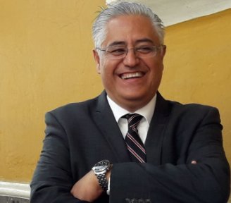 GuillermoCinta's tweet photo. Se le fue a la yugular Alejandro Vera, candidato gubernamental de @PNAMorelos, a @CuauhtemocBco, abanderado de la coalición #JuntosHaremosHistoria. "Si no pudo con #Cuernavaca, es imposible que logre resolver los problemas de #Morelos". Adiós al maridaje de antaño. 😂😂😂 https://t.co/taaD9v2IWW