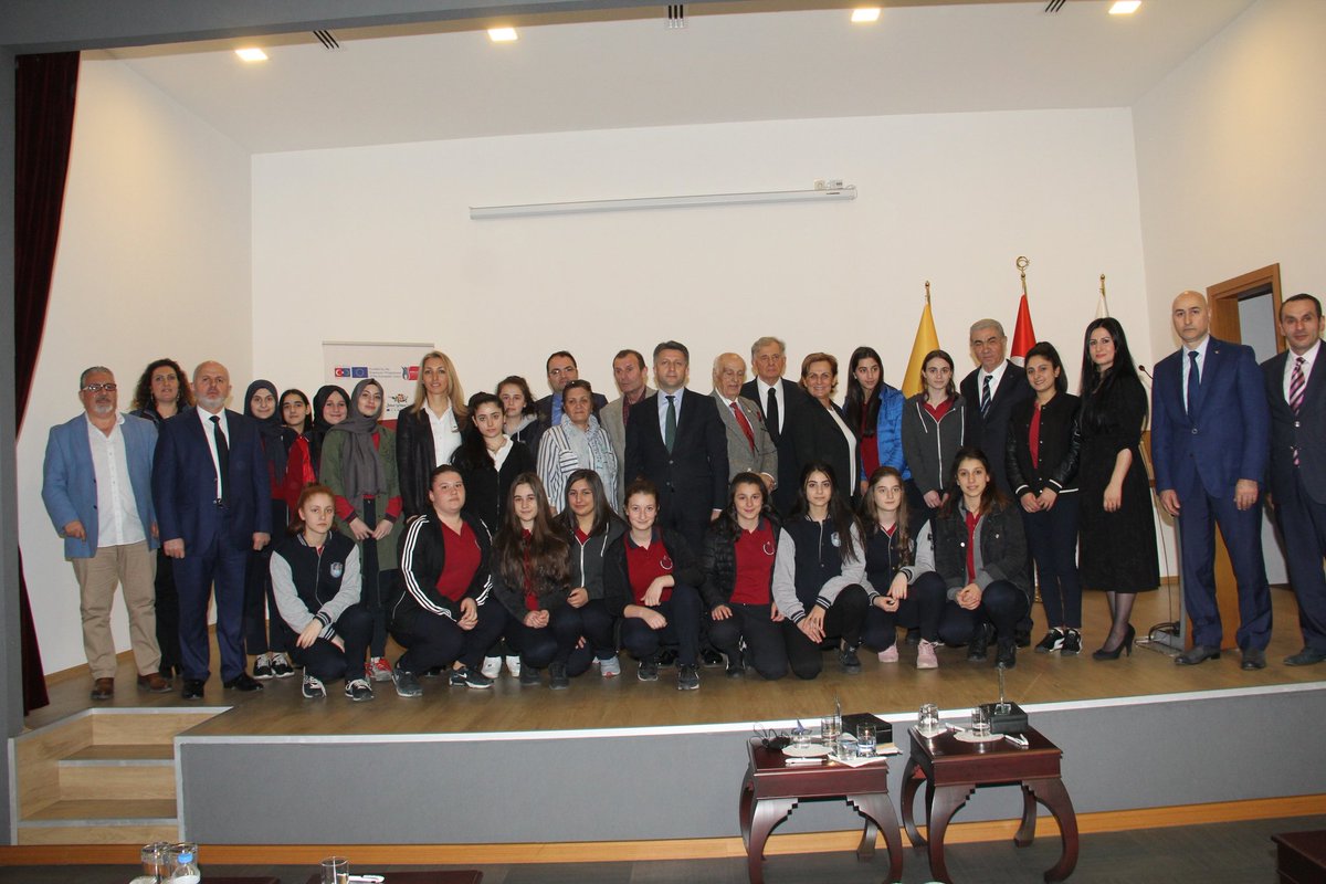 SchoolWithoutWalls tweet media