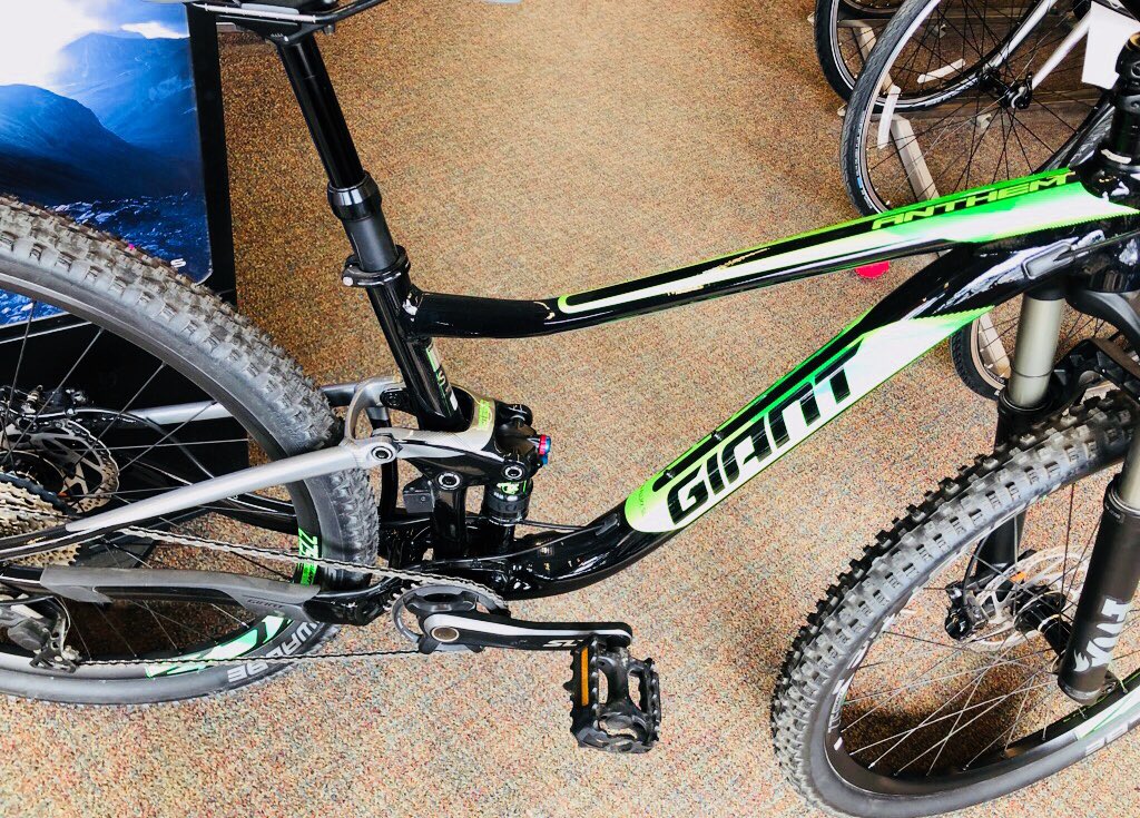 We still have a couple of ‘17 Giant Anthem 2’s in stock, including this size small.  Reduced from $2900 to just $2400!  Come and check them out before they’re gone.