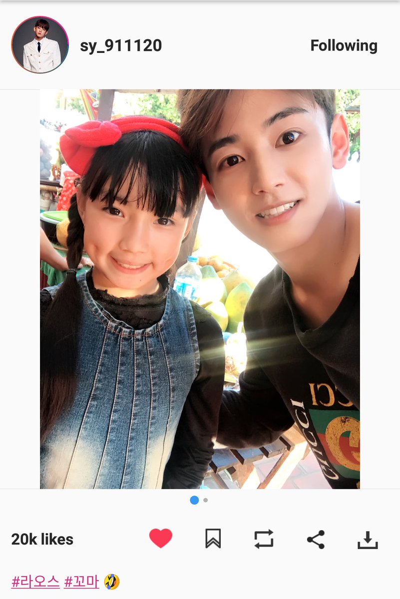 Seyong_Style's tweet photo. Thread βΏ π #SeyongStyle π Seyong's #Guccification
π - Black felted Cotton sweatshirt with Gucci Vintage logo
π Feb 2018 #ChineseNewYear #MynamePRESENT π°π· fanmeeting
ββ
All rights reserved Seyong IG // owner
ββ
#οΈβ£
#KimSeyong #Seyong #μΈμ© #γ»γ¨γ³ #Myname #mygirl https://t.co/XjFDh0Q6yS