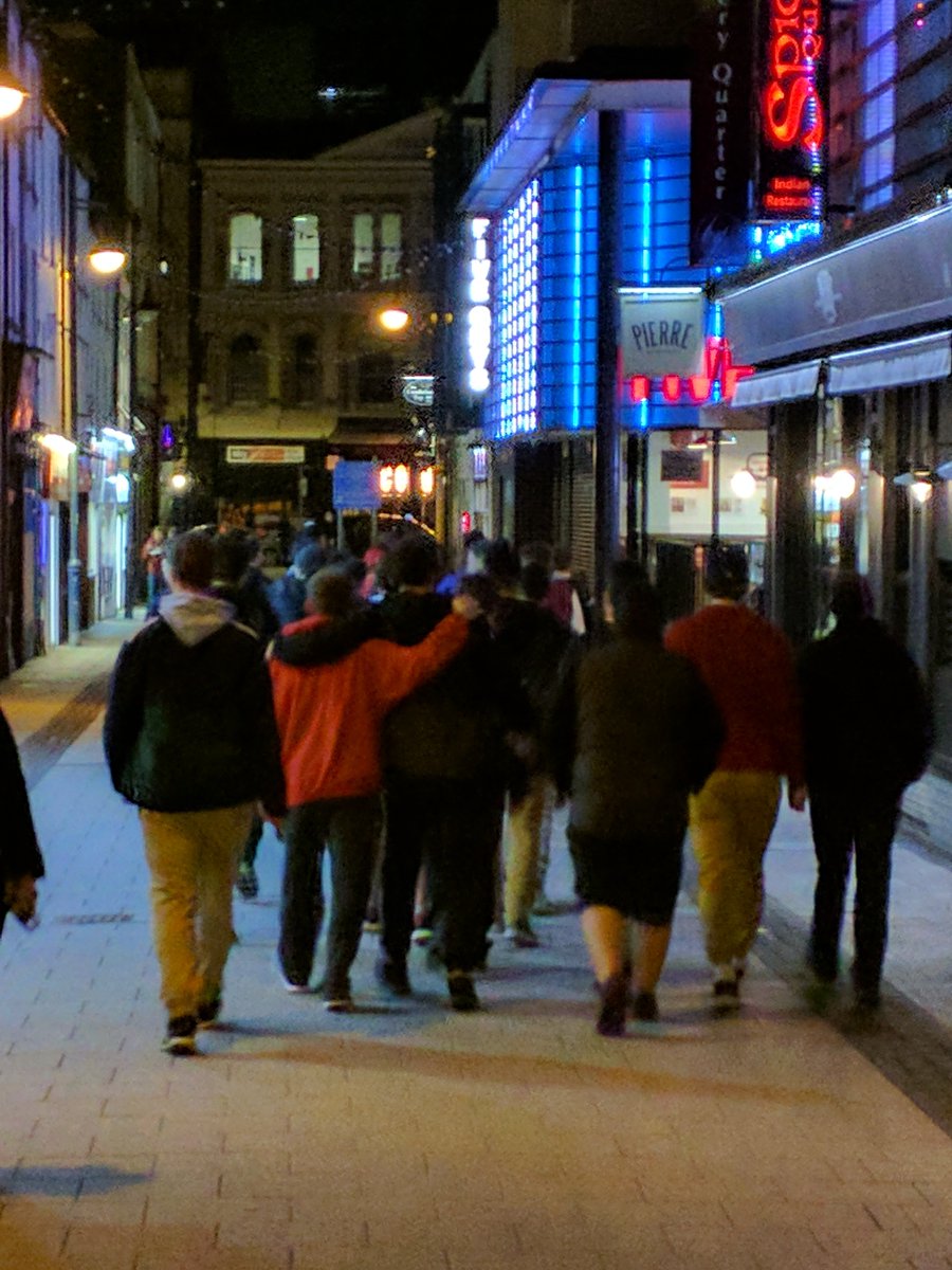 theCommish3p2's tweet photo. @AdamScottrugby out for dinner in Whales. @ascviathletics @ASCVI_SAC https://t.co/klNe31geBq