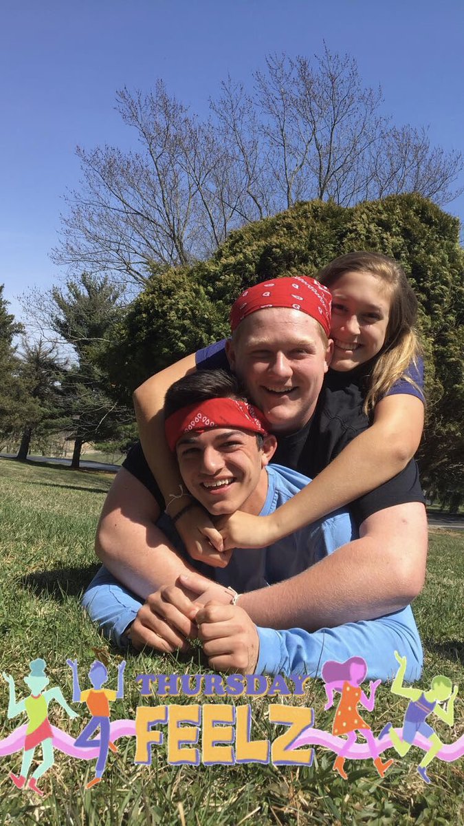 julialyle20's tweet photo. happy birthday @mbal2442 !!! Miss &amp; love you lots💓💓💓 https://t.co/oEBDH12jj5