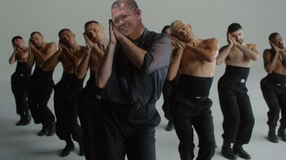 noppadon_dmc's tweet photo. How do yoam sleep kha sis? https://t.co/DKMkgKw20n