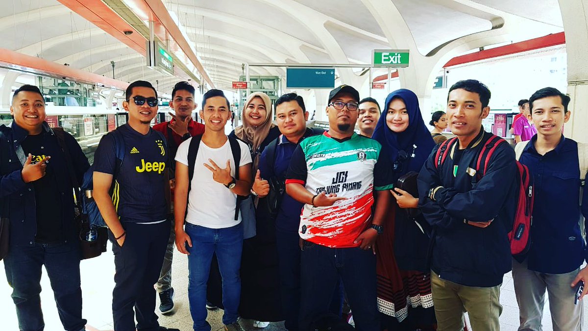 JCI_TPI's tweet photo. JCI Tanjungpinang goes to Singapore #ICC2019 https://t.co/1rNRHdYRXV