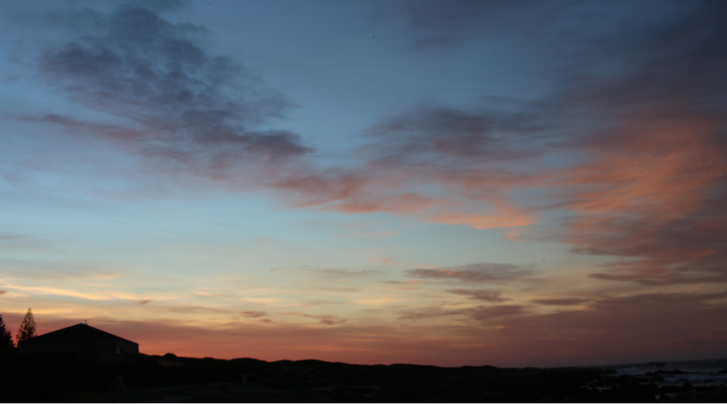 thewillowspe's tweet photo. Winter may be cold but these winter sunrises are something to behold! 🙌 #TheWillows https://t.co/DXAqy5q2kw