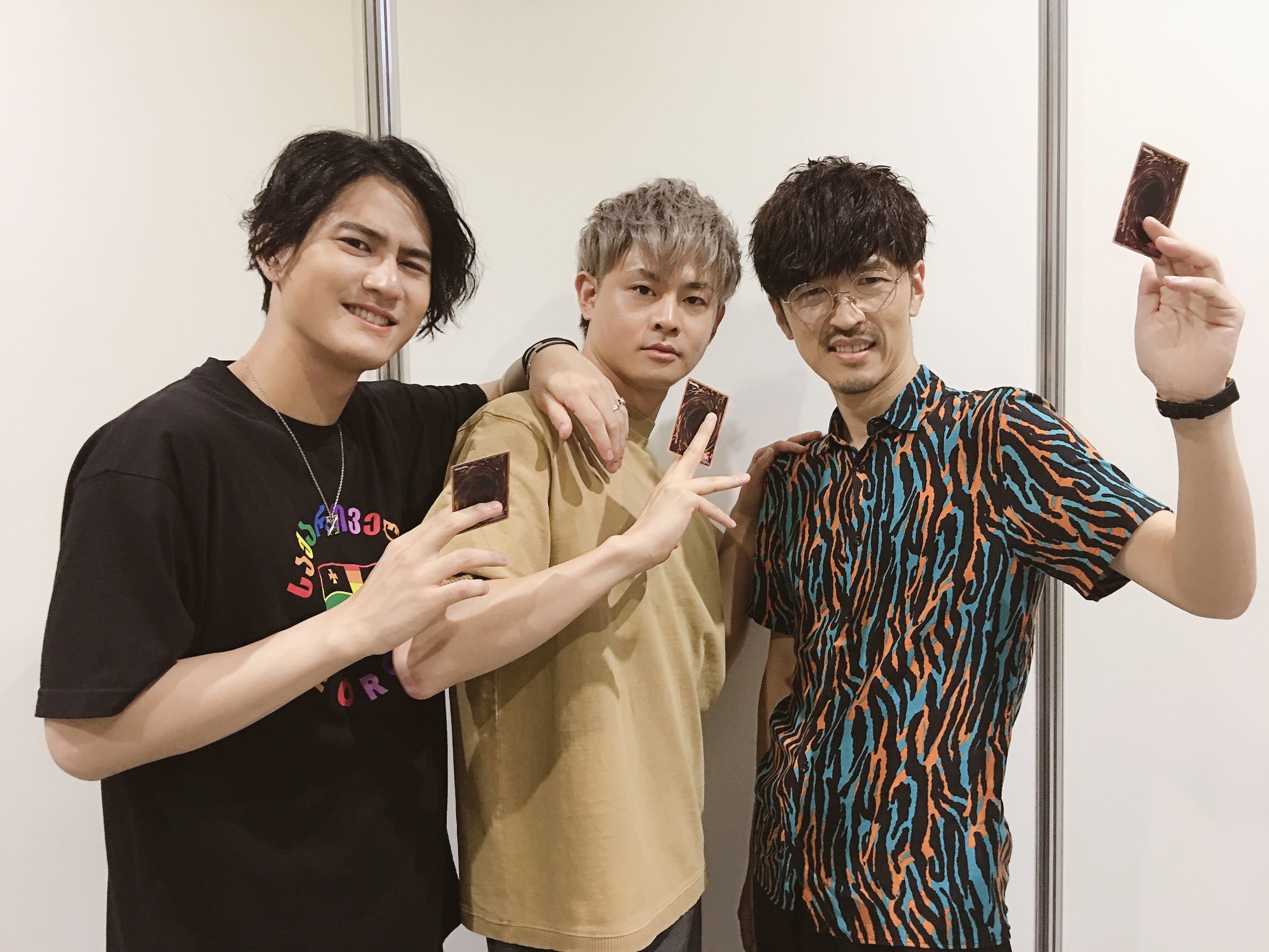 Twitter 上的 公式 遊戯王ocg Jvc19 この後 15時15分から 声優スペシャルデュエルステージ 遊 戯 王vrains声優の石毛翔弥さん 武内駿輔さんのデュエル 特別ゲストに 櫻井孝宏さん 会場にいる方は ステージに集まって迫力のデュエルを目撃