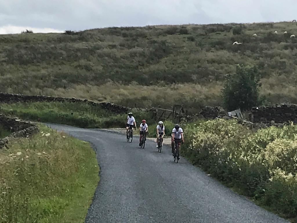 Tonger_C's tweet photo. Day 2 for me yesterday, a day of 2 halves.  Making in through 107 miles of wind rain and sunshire! #NewlifeSpecialCareBabies https://t.co/3ffFsxFi81 @AndoverCDC https://t.co/X8IhnLYZ7n