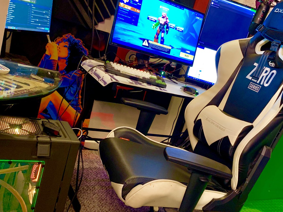 subtleBISCUIT's tweet image. #PullUPP to the #PullUPP! 
twitch.tv/SubtleBISCUIT 

@SGH_RTs @SupStreamers @TwitchTVOnline @TwitchTVGaming @Pulse_Rts @BlazedRTs @Demented_RTs #TWITCH #FORTNITE