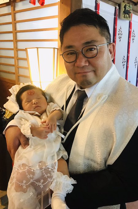 お宮参り赤ちゃんのおでこに口紅で書いた大小の落とし方は 来週はきっと晴れ
