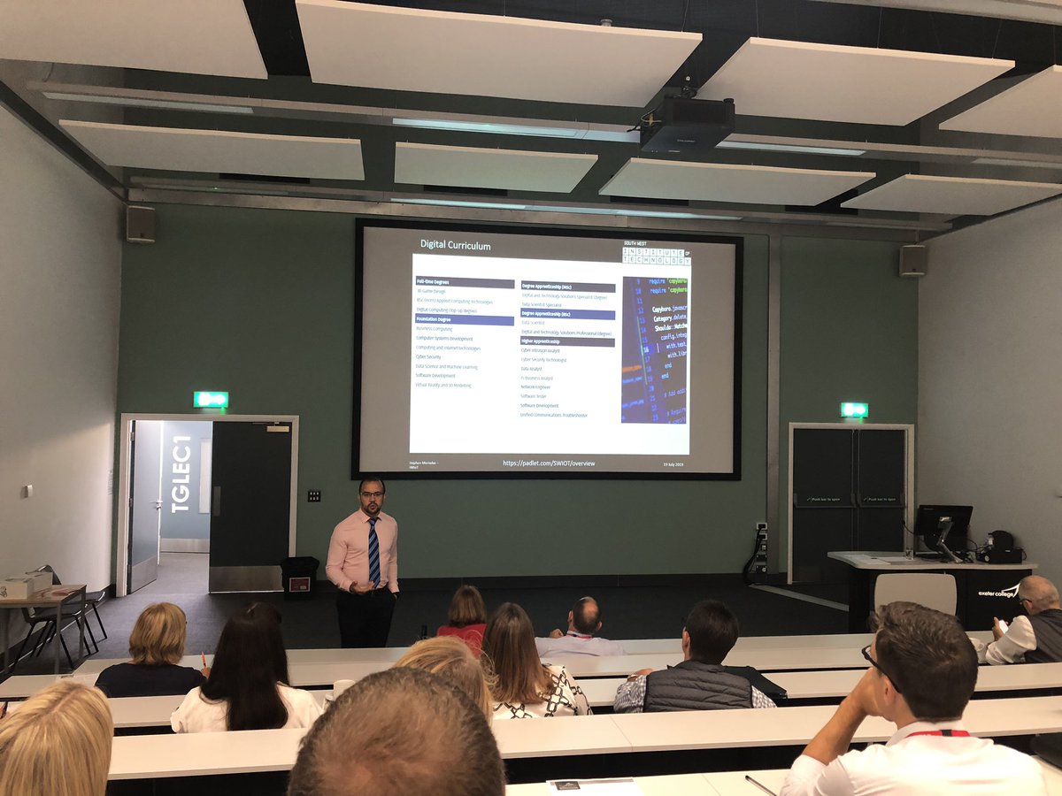 blakersm76's tweet photo. New era of digital and engineering education being outlined at today’s @DCTrainingNet network meeting @ExeterCollege Can clearly see the potential and value the #SWIOT will bring to the @HeartofSWLEP and @LEPCornwall_IoS https://t.co/HKdJMPEVWc