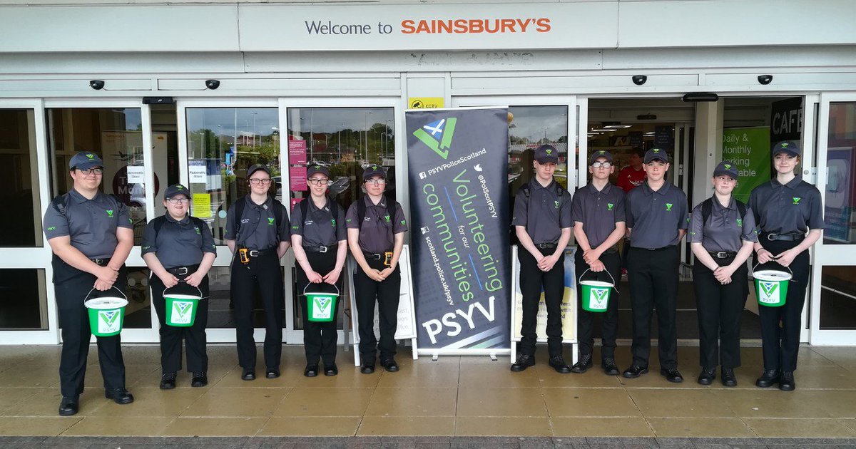 PSOSLevenmouth's tweet photo. Busy few weeks for oor Levenmouth @PolScotPSYV !
Fundraising and Camping. Braw.
#MonThePSYV
#RichieRich
#CartwrightAndCrew
#Engagement
#AwfyGaid https://t.co/25A1r2kV46