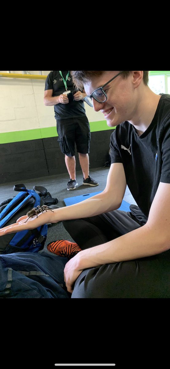 NCS_WEH's tweet photo. On Tuesday, we did Animal Therapy, this was one of the ways we found was possible to cope with mental health. Animal Therapy is using Animals such as Parrots and Snakes to boost your mental health. 
#mentalhealth  
#animaltherapy                                          #WEH https://t.co/cKeUYk2zcO