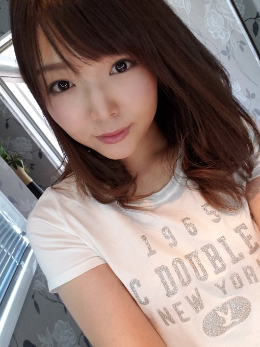 みなみなさまー！ 元気でやってますかー！！？  7月、お休みに入りました。 毎年恒例のあの時期ですね。  7月1日に 夏休み報告しようとしてたんだけど 遅くなりましたm(_ _)m  お休み入ってから全然お化粧もしなくて 写メもとらなくて  やっと更新💦💦  今年の夏は