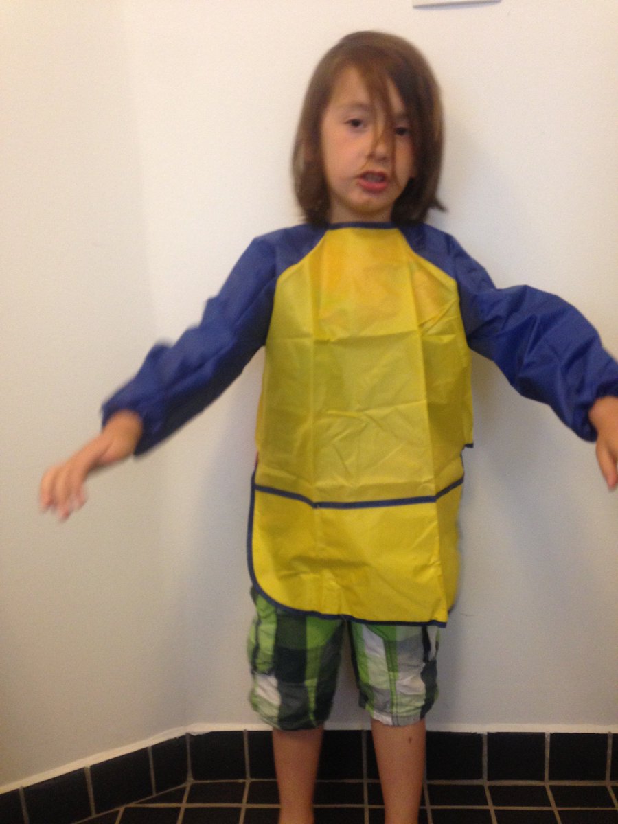 ambootays's tweet photo. We're giving away a child's painting apron. For the chance to window you'll have to visit our Facebook page, like the post and write 'Art' in the comments. 

#Prize #Parenting #Art #Painting #Artist #Child #Boy #Girl #Son #Daughter https://t.co/L7kG0E5wIL