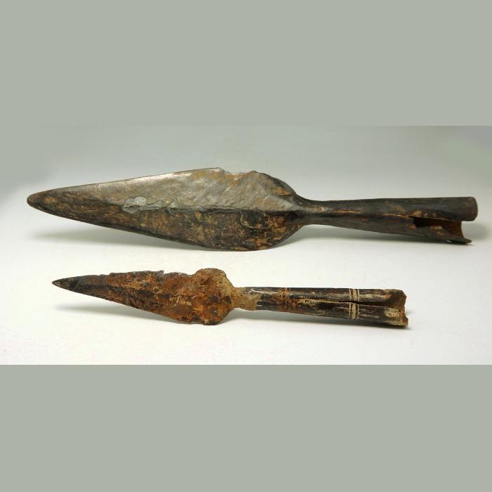 Gerald/Garrett Teutonic German origins, "rule of the spear"! Introduced by Anglo-Normans esp Fitzgerlads. Gerald, 3rd Earl of Desmond (d 1398) believed to have magical powers; climb into bottle or shape-shift into bird! Sleeping at bottom of Lough Gur waiting to return from dead!