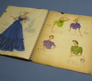 IslaNegraMlg's tweet photo. ¡¡AMANTES DE LA #MODA!!
Una joyita que va a la última…

Desde #París años40's llega lo más #trendy

#Diseños que podrías ponerte hoy y ser lo más #top en una #pasarela #Modelos #vintage, #mangas #abullonadas, #faldas #midi, #plisadas...

Sólo tenemos un ejemplar
Consíguelo ahora https://t.co/Bn2WMNDPQU
